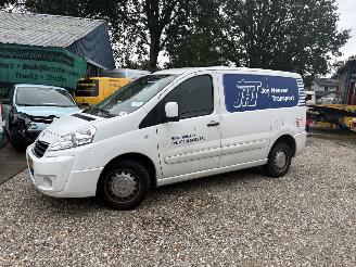 Peugeot Expert 227 1.6 HDI L1H1 Pro MOTOR SCHADE !!! MOTOR UNFAL !!! picture 2