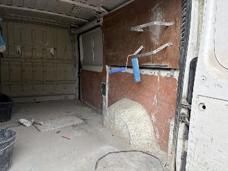 Peugeot Boxer 2.2 HDI L2/H1 AIRCO picture 21