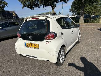 Toyota Aygo 1.0 5 deurs, airco picture 15