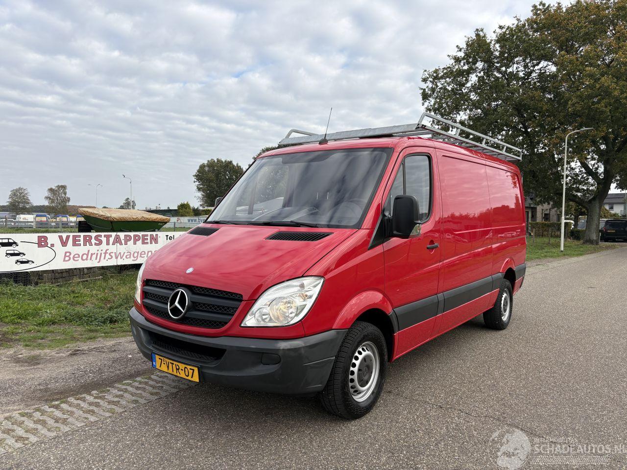 Mercedes Sprinter 313 CDI LANG / LAAG MET AIRCO, TRAP EN IMPERIAAL, 163.000 KM N.A.P.