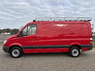 Mercedes Sprinter 313 CDI LANG / LAAG MET AIRCO, TRAP EN IMPERIAAL, 163.000 KM N.A.P. picture 3