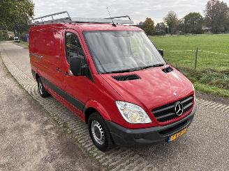 Mercedes Sprinter 313 CDI LANG / LAAG MET AIRCO, TRAP EN IMPERIAAL, 163.000 KM N.A.P. picture 21