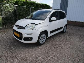 damaged passenger cars Fiat Panda 0.9 Twin Air Airco Radio/CD 2013/1