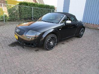 uszkodzony samochody osobowe Audi TT 1.8 5V Turbo Cabrio Quattro 224 PK 6-Bak 2002/10