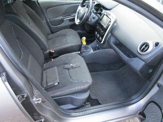 Renault Clio 1.5 DCI Navi Airco picture 10