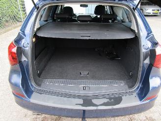 Opel Astra 1.6 Turbo Navi Clima 6-Bak picture 16