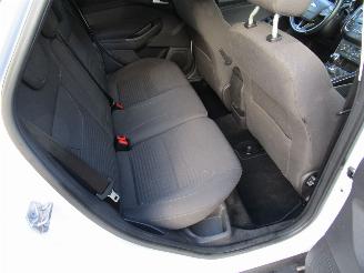 Ford Focus 1.0 Navi Clima 6-Bak picture 13