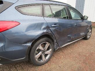 Ford Focus 1.0 Hybr. Camera Navi Clima 6-Bak picture 8
