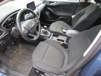 Ford Focus 1.0 Hybr. Camera Navi Clima 6-Bak picture 16
