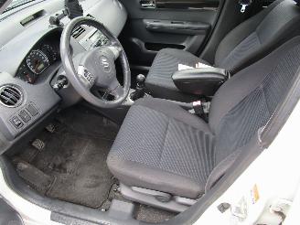 Suzuki Swift 1.3 Airco 5-Drs Parelmoer wit picture 13