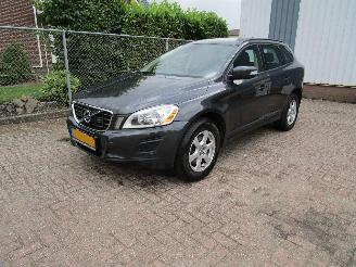 damaged passenger cars Volvo Xc-60 2.0 D3 Automaat Clima 2010/9