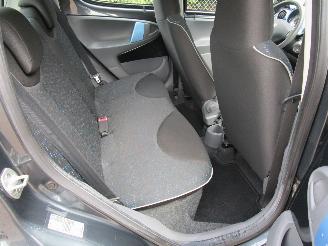 Peugeot 107 Airco Radio/CD 5-Drs picture 11