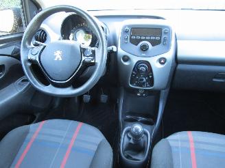 Peugeot 108 Airco Radio/CD 5-Drs picture 13
