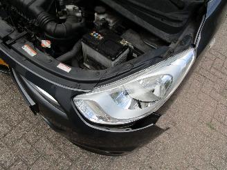 Hyundai I-10 Radio/CD picture 9