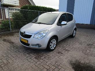 Vaurioauto  passenger cars Opel Agila 1.0 Airco Radio/CD 2015/1