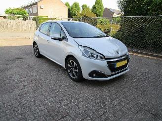 Peugeot 208 1.2 Navi Airco Parelmoer 5-Drs picture 4