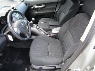 Toyota Auris 1.6 16V Airco Radio/CD 5-Drs picture 15