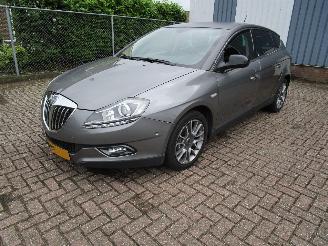 Damaged car Lancia Delta 1.8 16V Automaat 200 PK 2011/4
