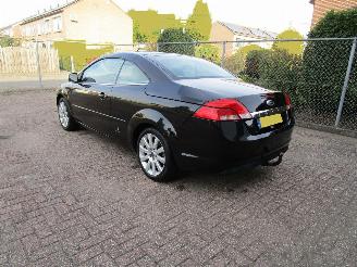 Ford Focus 2.0 Cabrio Automaat Leder Navi picture 4