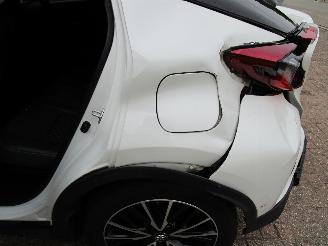 Toyota C-HR 1.8 Hybride Bi-Tone Leder Navi Parelmoer Wit picture 9