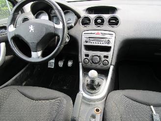 Peugeot 308 1.6 THP Clima 7-Persoons picture 7