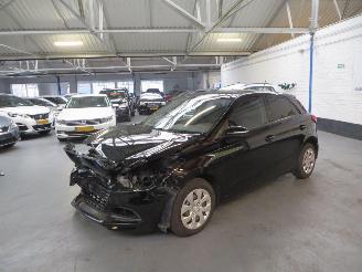 Damaged car Hyundai I-20 1.0 T GDI BENZ 101 PK 2017/7