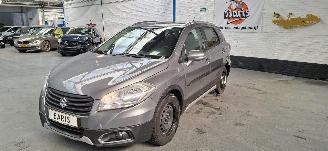 Voiture accidenté Suzuki S-Cross 1.6 Exclusive 2014/4