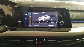 Volkswagen Golf 1.0 TSI 12V  BENZ 999CC 81KW 110PK picture 11