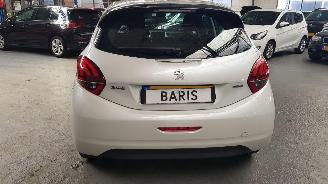 Peugeot 208 1.2 PureTech Active picture 5