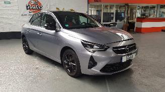 damaged passenger cars Opel Corsa 1.2 TURBO 12V AUT 4DRS BENZ 1.199CC 96KW 131PK 2023/5