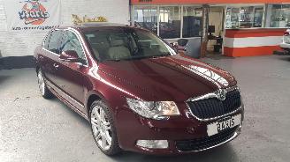 Damaged car Skoda Superb 1.8 TSI 16V AUT BENZ 1.798CC 118KW 160PK NAP... 2009/7