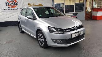 Auto incidentate Volkswagen Polo 1.0 TSI 12V BLUEMOTION  BENZ 999CC 70KW 95PK 2015/10
