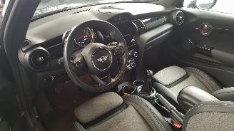 Mini Cooper 1.5 12V COOPER  2 DRS BENZ 1.499CC 100KW 136PK picture 7