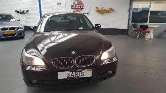 BMW 5-serie 525i 24V AUT SEDAN 4 DRS BENZ 2.495CC 141KW 192PK picture 2