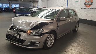 Volkswagen Golf 1.0 TSI 12V BLUEMOTION   BENZ 999CC 85KW  116PK picture 3