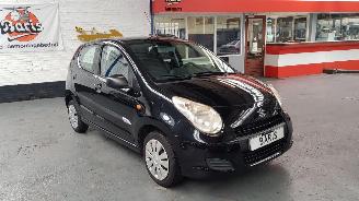 škoda osobní automobily Suzuki Alto 1.0 12V  4 DRS BENZ 996 CC 50 KW 68 PK 2014/2
