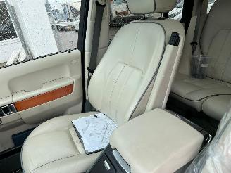 Land Rover Range Rover 4.4 V8 Vogue AUTOMAAT BJ 2008 206490 KM picture 15