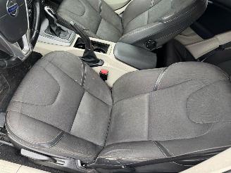 Volvo V-40 Cross Country 1.6 D2 AUTOMAAT Kinetic BJ 2013 281.385 KM picture 12