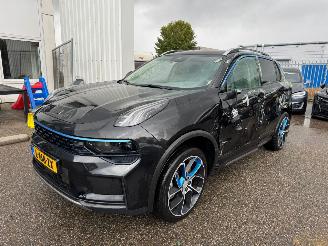 uszkodzony samochody osobowe Lynk & Co 01 01 1.5 AUTOMAAT BJ 2021 52.741 KM 2021/8