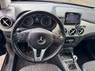 Mercedes B-klasse 200 Ambition BJ 2012 141.528 KM picture 15