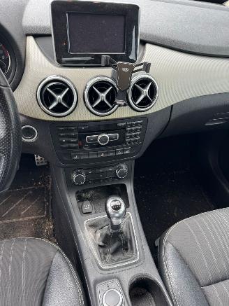 Mercedes B-klasse 200 Ambition BJ 2012 141.528 KM picture 12