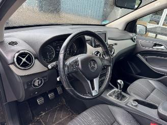 Mercedes B-klasse 200 Ambition BJ 2012 141.528 KM picture 16
