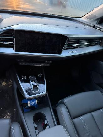 Audi Q4 45 quattro Advanced edition 82 AUTOMAAT kWh BJ 2024 14.672 KM picture 11