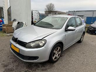 Coche accidentado Volkswagen Golf 1.4 Trendline 2009/6