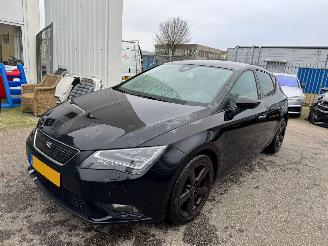uszkodzony samochody osobowe Seat Leon 1.6 TDI Limited Edition II 2013/12