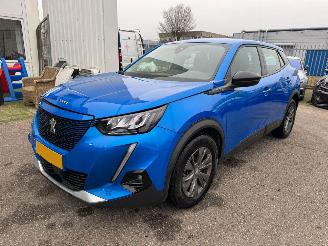 Coche accidentado Peugeot e-2008 EV Active Pack 50 kWh 2022/6