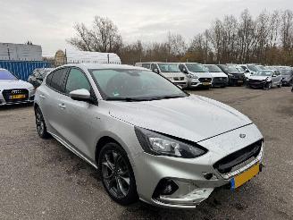 Ford Focus 1.0 EcoBoost ST Line Business picture 6