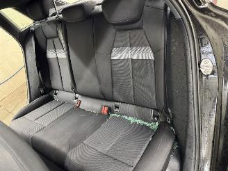 Audi A3 Sportback 35 TFSI Advanced edition AUTOMAAT picture 13