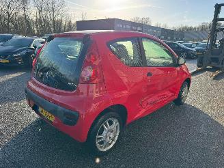 Peugeot 107 1.0-12V XR BJ 2009 239.000 KM picture 5