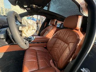 BMW 7-serie 750e xDrive picture 16